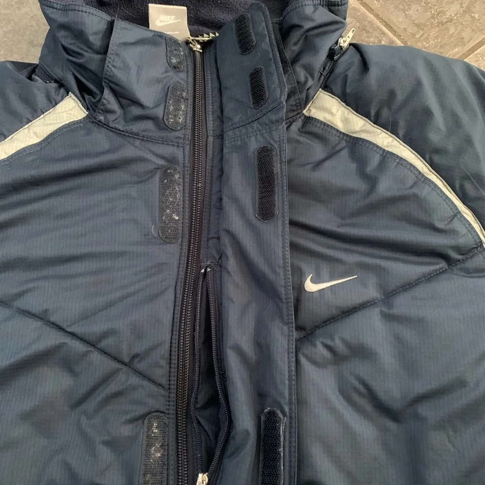 Vintage Nike puffer coat - Picture 2 of 8